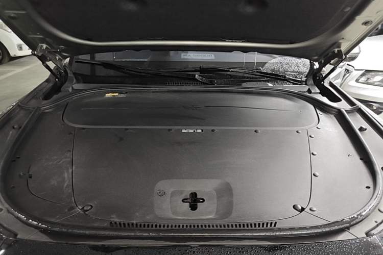 Used Li Auto ONE 2021 Extended-Range 6-Seater Version Engine Bay