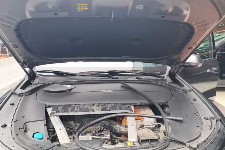Used Li Auto ONE 2021 Extended-Range 6-Seater Version Engine Bay