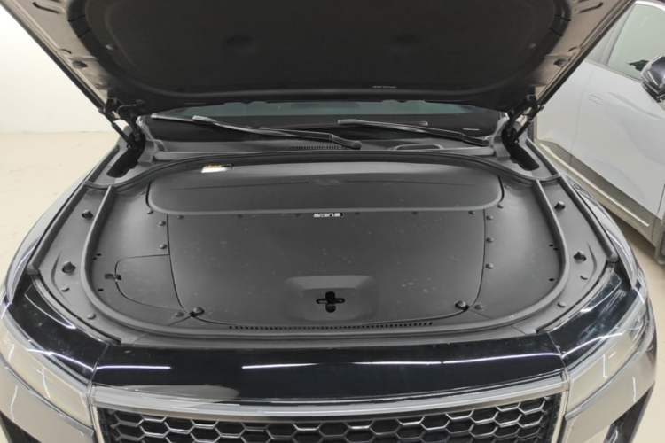 Used Li Auto ONE 2021 Extended-Range 6-Seater Version Engine Bay