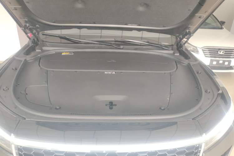 Used Li Auto ONE 2021 Extended-Range 6-Seater Version Engine Bay
