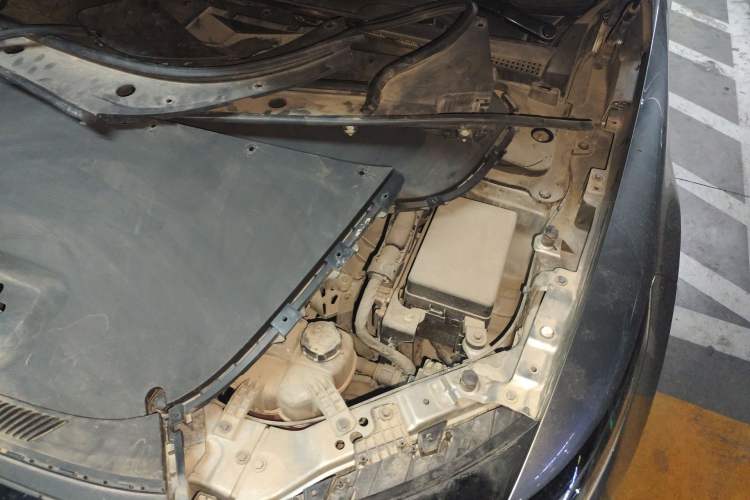 Used Li Auto ONE 2021 Extended-Range 6-Seater Version Engine Bay Left