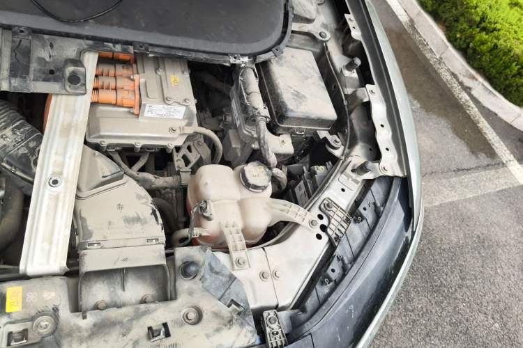 Used Li Auto ONE 2021 Extended-Range 6-Seater Version Engine Bay Left