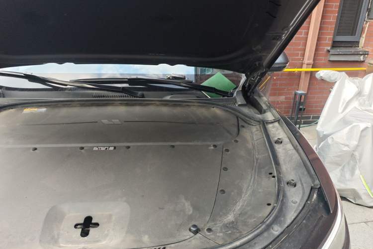 Used Li Auto ONE 2021 Extended-Range 6-Seater Version Engine Bay Left