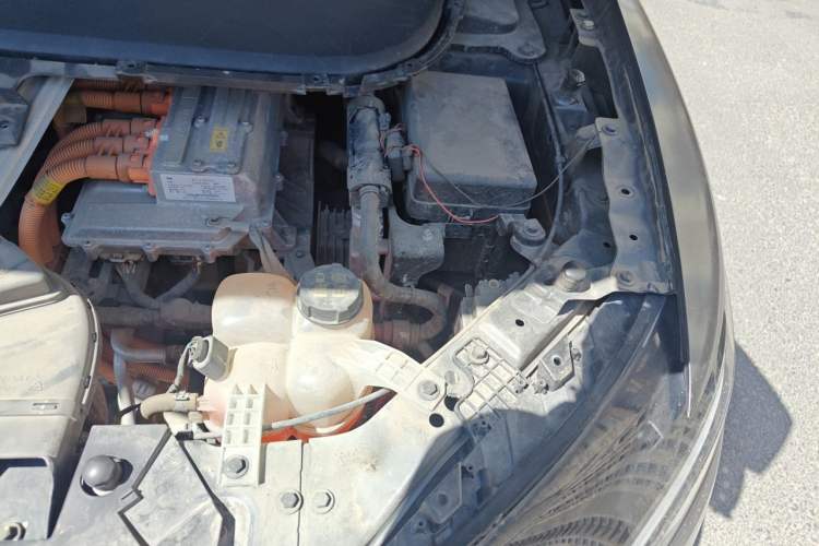 Used Li Auto ONE 2021 Extended-Range 6-Seater Version Engine Bay Left