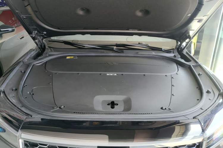 Used Li Auto ONE 2021 Extended-Range 6-Seater Version Engine Bay