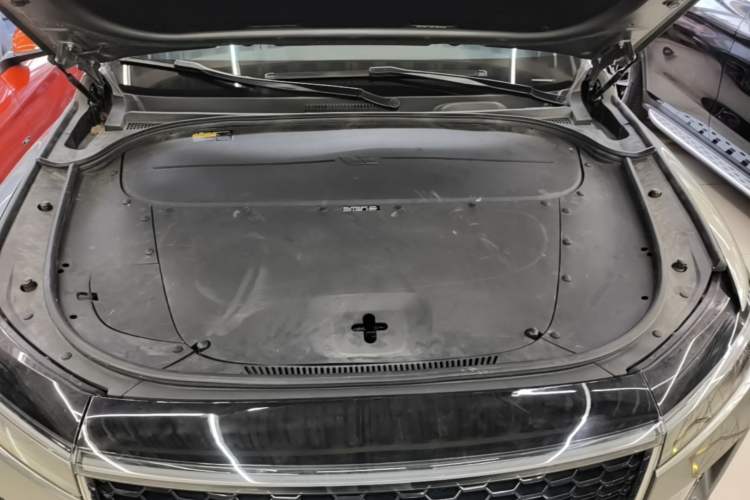 Used Li Auto ONE 2021 Extended-Range 6-Seater Version Engine Bay