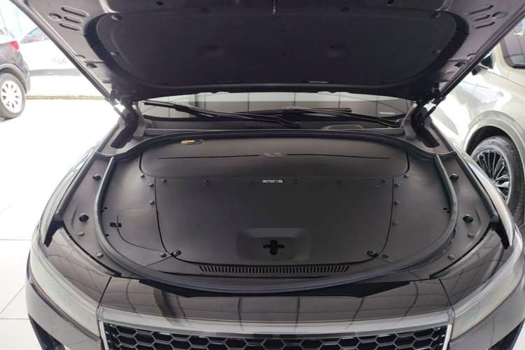 Used Li Auto ONE 2021 Extended-Range 6-Seater Version Engine Bay