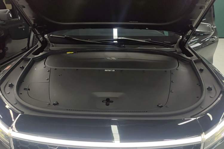 Used Li Auto ONE 2021 Extended-Range 6-Seater Version Engine Bay