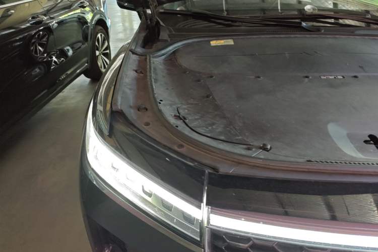 Used Li Auto ONE 2021 Extended-Range 6-Seater Version Engine Bay Right