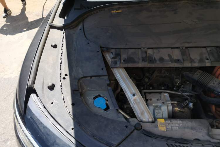 Used Li Auto ONE 2021 Extended-Range 6-Seater Version Engine Bay Right