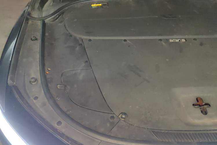 Used Li Auto ONE 2021 Extended-Range 6-Seater Version Engine Bay Right