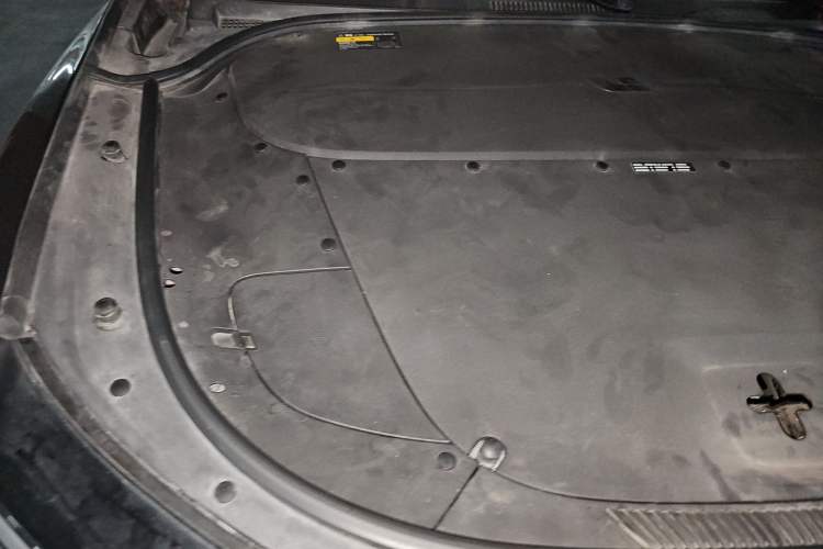Used Li Auto ONE 2021 Extended-Range 6-Seater Version Engine Bay Right