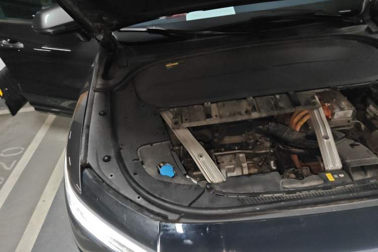 Used Li Auto ONE 2021 Extended-Range 6-Seater Version Engine Bay Right