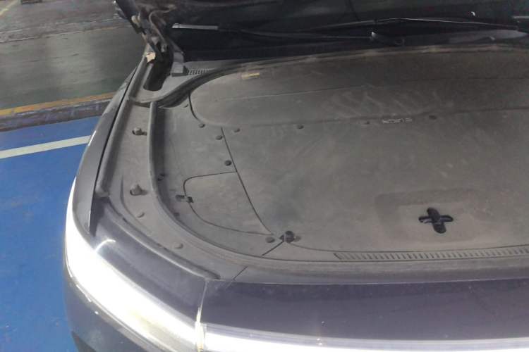 Used Li Auto ONE 2021 Extended-Range 6-Seater Version Engine Bay Right