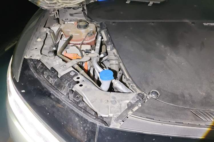 Used Li Auto ONE 2021 Extended-Range 6-Seater Version Engine Bay Right