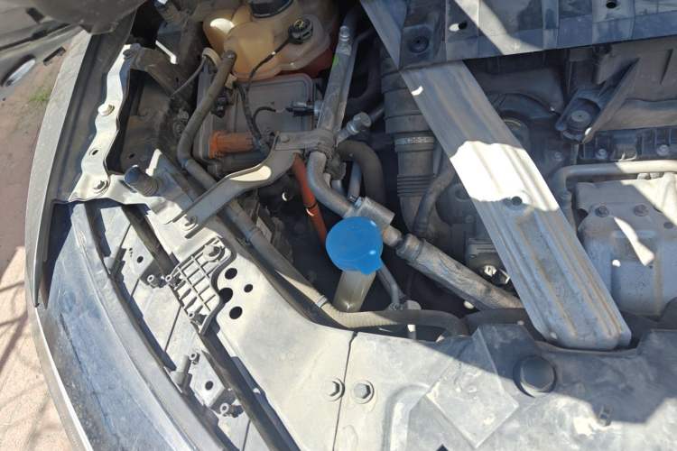 Used Li Auto ONE 2021 Extended-Range 6-Seater Version Engine Bay Right