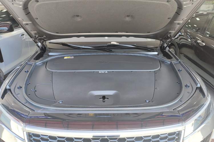 Used Li Auto ONE 2021 Extended-Range 6-Seater Version Engine Bay