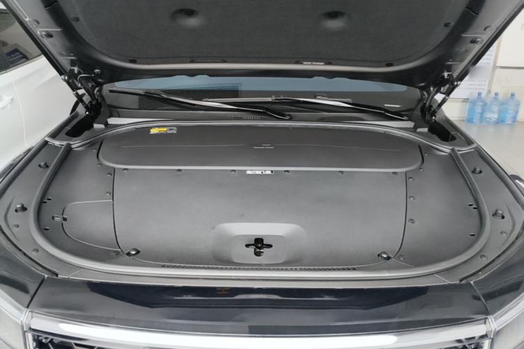 Used Li Auto ONE 2021 Extended-Range 6-Seater Version Engine Bay