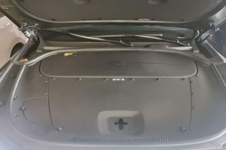 Used Li Auto ONE 2021 Extended-Range 6-Seater Version Engine Bay