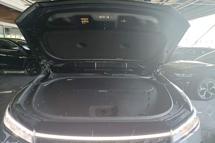 Used Li Auto ONE 2021 Extended-Range 6-Seater Version Engine Bay