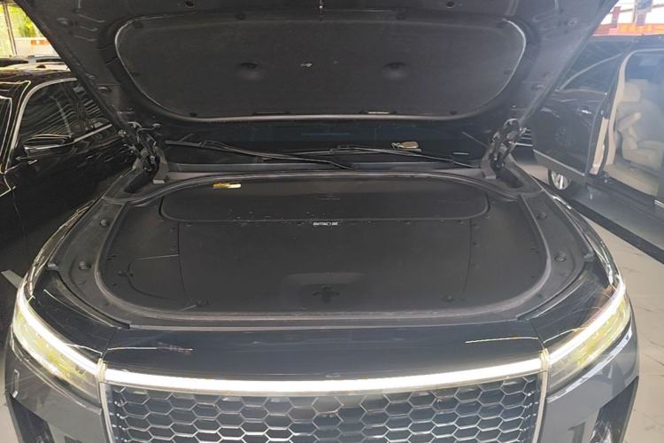 Used Li Auto ONE 2021 Extended-Range 6-Seater Version Engine Bay