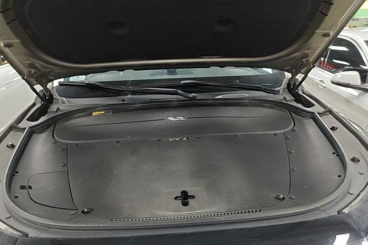 Used Li Auto ONE 2021 Extended-Range 6-Seater Version Engine Bay