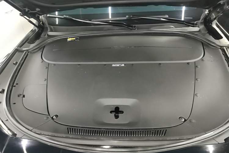 Used Li Auto ONE 2021 Extended-Range 6-Seater Version Engine Bay