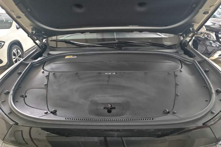 Used Li Auto ONE 2021 Extended-Range 6-Seater Version Engine Bay