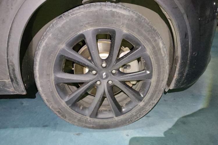 Used Li Auto ONE 2021 Extended-Range 6-Seater Version Exterior 1