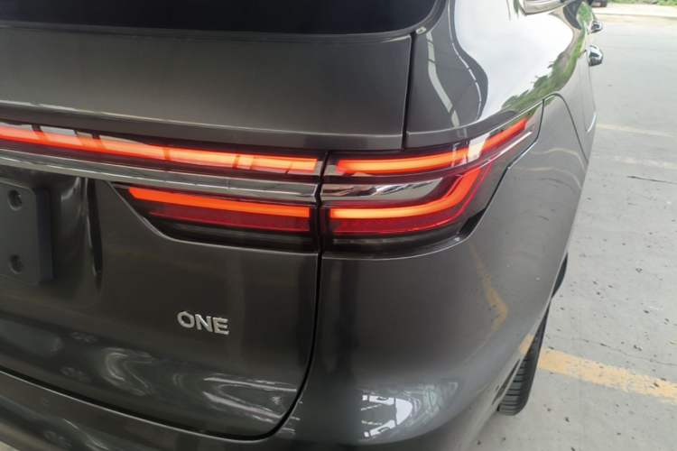 Used Li Auto ONE 2021 Extended-Range 6-Seater Version Exterior 1