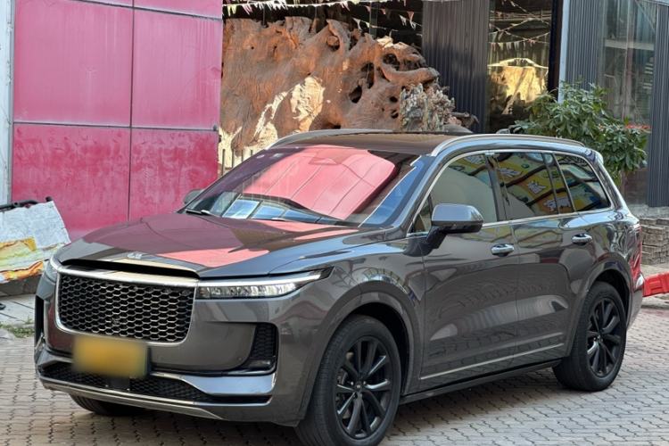 Used Li Auto ONE 2021 Extended-Range 6-Seater Version Exterior 2