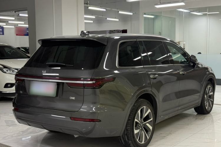 Used Li Auto ONE 2021 Extended-Range 6-Seater Version Exterior 2