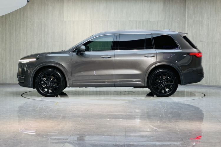 Used Li Auto ONE 2021 Extended-Range 6-Seater Version Exterior 2
