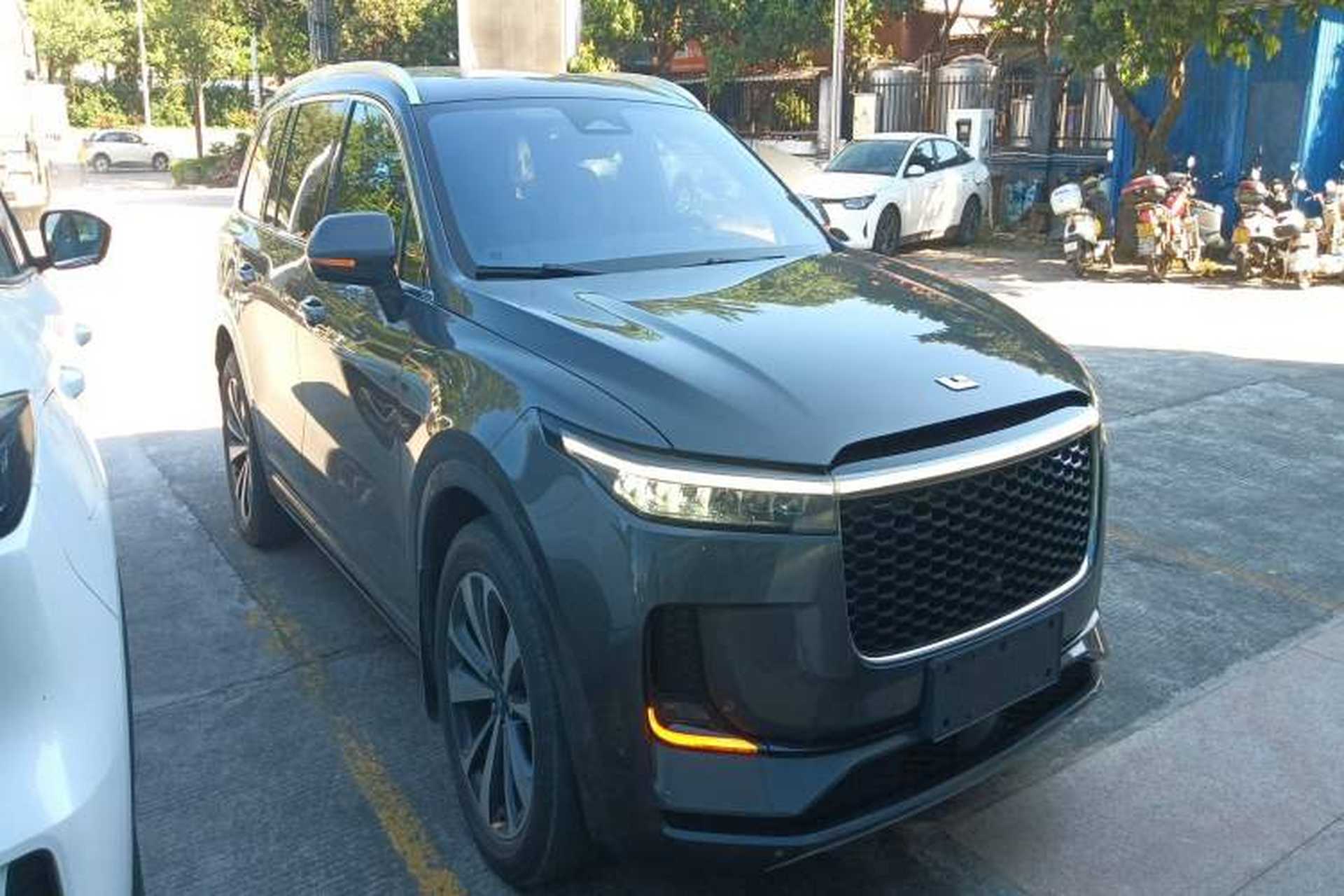Used Li Auto ONE 2021 Extended-Range 6-Seater Version Exterior 2