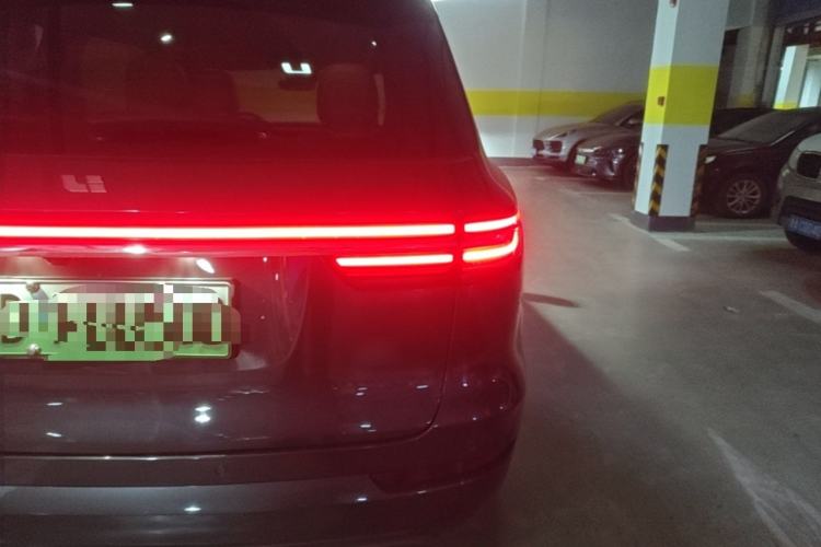 Used Li Auto ONE 2021 Extended-Range 6-Seater Version Exterior 3