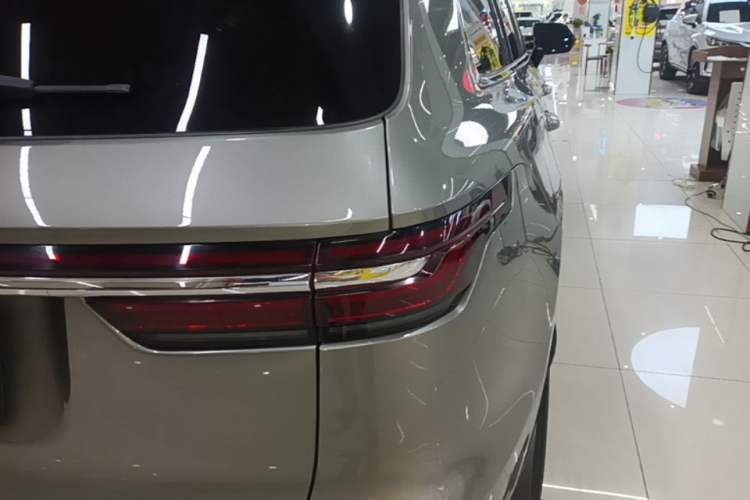 Used Li Auto ONE 2021 Extended-Range 6-Seater Version Exterior 3