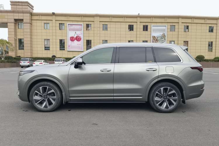 Used Li Auto ONE 2021 Extended-Range 6-Seater Version Exterior 3