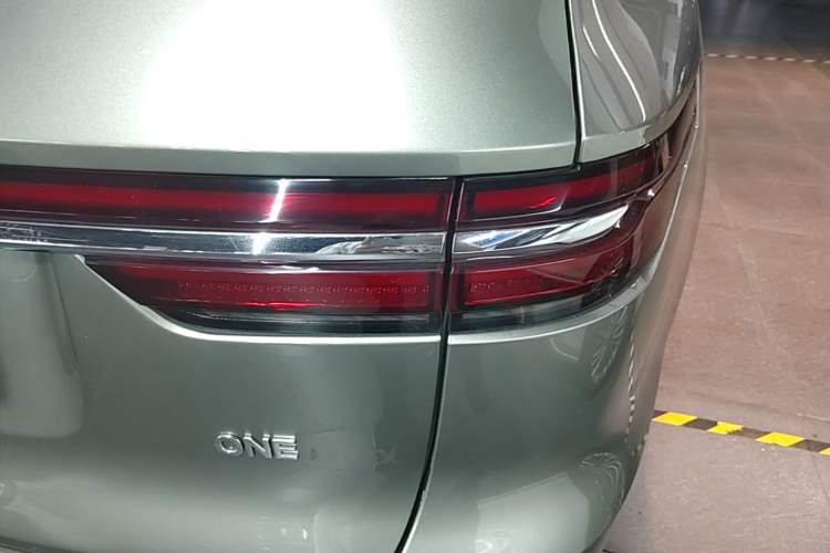 Used Li Auto ONE 2021 Extended-Range 6-Seater Version Exterior 3
