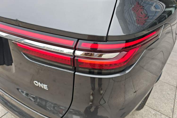 Used Li Auto ONE 2021 Extended-Range 6-Seater Version Exterior 3