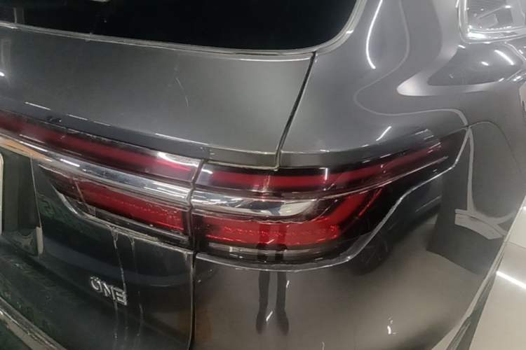 Used Li Auto ONE 2021 Extended-Range 6-Seater Version Exterior 3