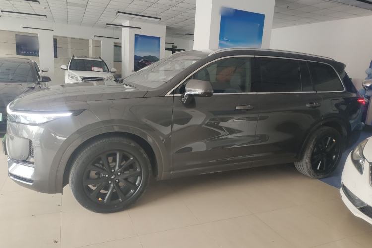 Used Li Auto ONE 2021 Extended-Range 6-Seater Version Exterior 3