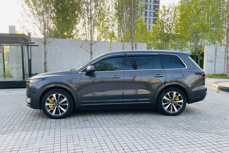 Used Li Auto ONE 2021 Extended-Range 6-Seater Version Exterior 3