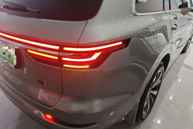 Used Li Auto ONE 2021 Extended-Range 6-Seater Version Exterior 3