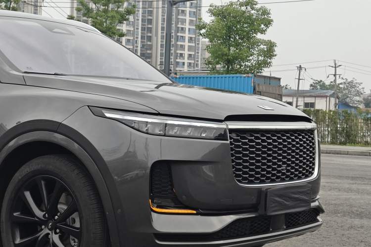 Used Li Auto ONE 2021 Extended-Range 6-Seater Version Exterior 3