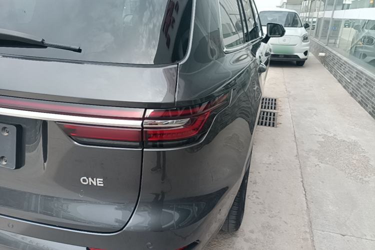 Used Li Auto ONE 2021 Extended-Range 6-Seater Version Exterior 3
