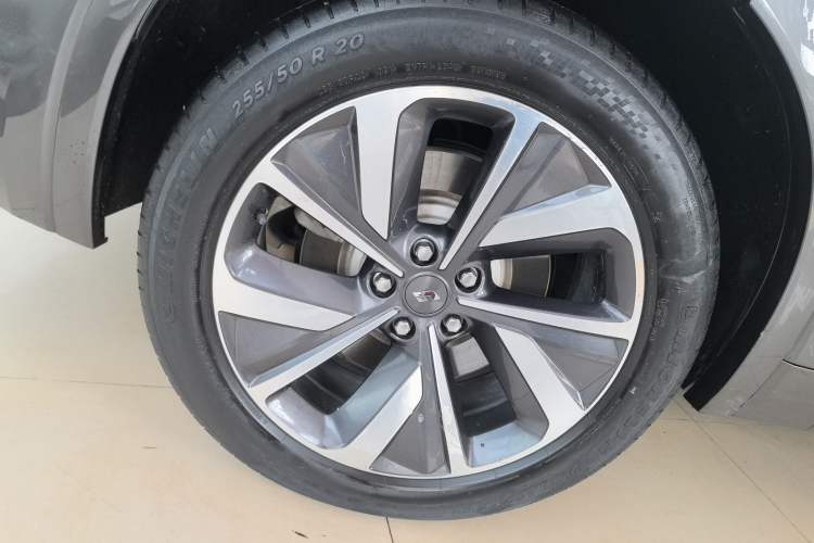 Used Li Auto ONE 2021 Extended-Range 6-Seater Version Exterior 4