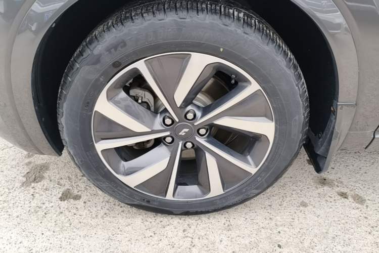 Used Li Auto ONE 2021 Extended-Range 6-Seater Version Exterior 4