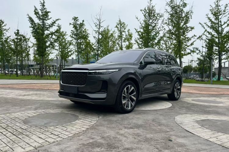Used Li Auto ONE 2021 Extended-Range 6-Seater Version Exterior 4