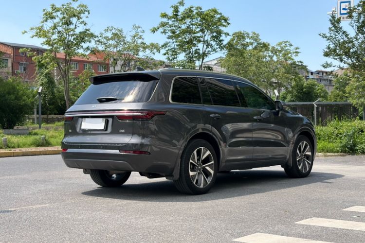 Used Li Auto ONE 2021 Extended-Range 6-Seater Version Exterior 5