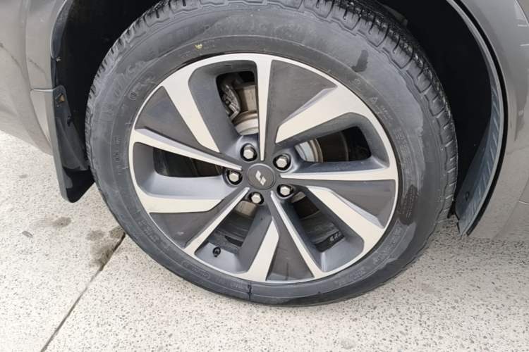 Used Li Auto ONE 2021 Extended-Range 6-Seater Version Exterior 5